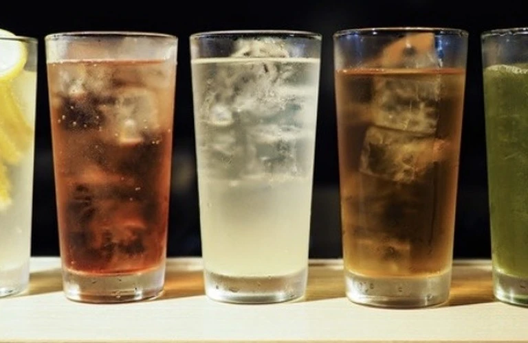 贅沢なひとときを飲み放題とおもてなしで満喫！